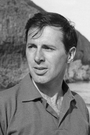 Peter Halliday in The Boy with Two Heads