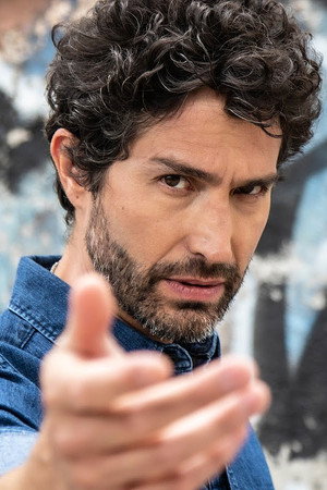 Benny Ibarra in ¿Quién diablos es Juliette?