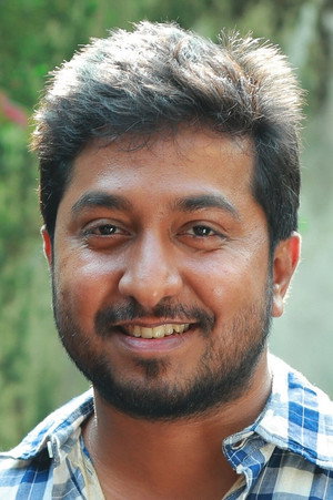 Vineeth Sreenivasan in Aana Alaralodalaral