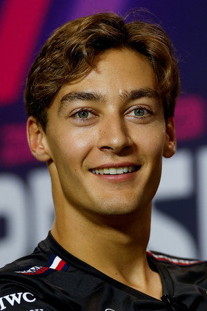 George Russell in Rétro F1 2022 : Verstappen l'indomptable