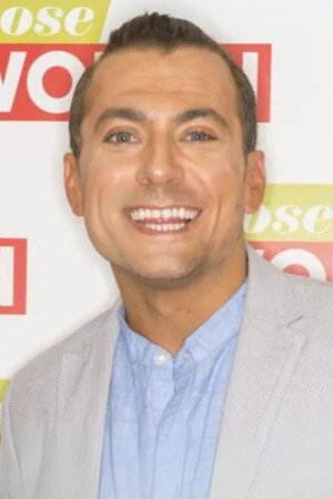 Paul Danan in Doll House