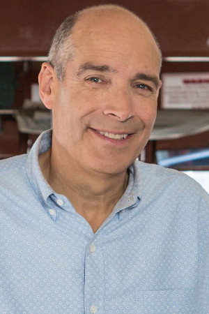 Geoffrey Baer in 7 Wonders of Chicago