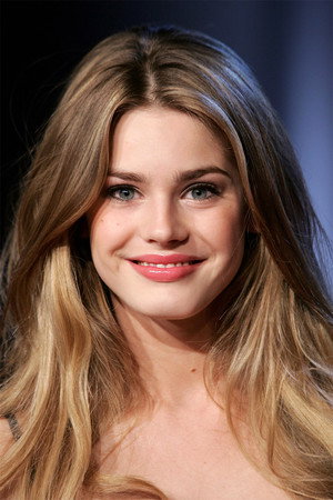 Vanessa Hessler in Christmas in Miami