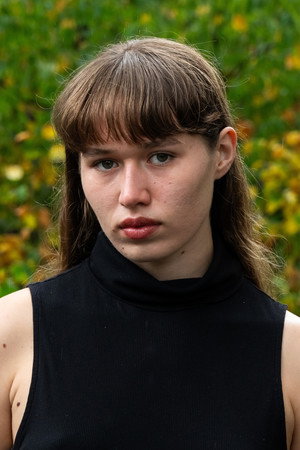Alina Mukhametvaleeva in UNSPOKEN DISTANCE