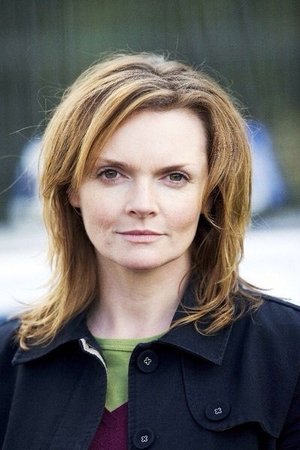 Sharon Small in Dear Frankie