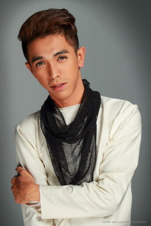 Son De Vera in Heist School