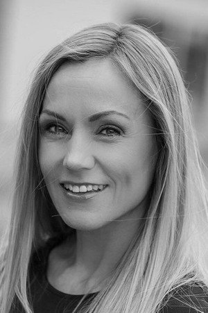 Lena Hope in Breaking Surface
