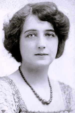 Miriam Nesbitt in The Man Who Disappeared