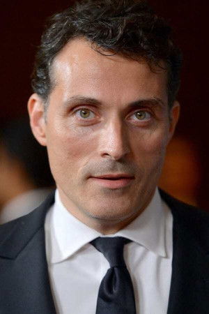 Rufus Sewell in The Illusionist
