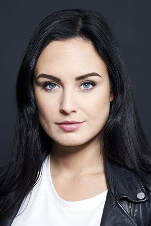 Amanda Thomson in Christmas Song