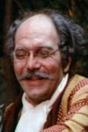 Marlow Ferguson in Mrs. Barrington