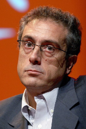 Mario Sesti in The Cracker Effect