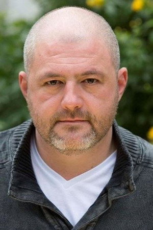 Darren Bancroft in Endgame