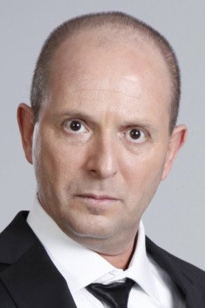Tal Friedman in The Wedding Entertainer (or the Tale of Moishe Badhan)