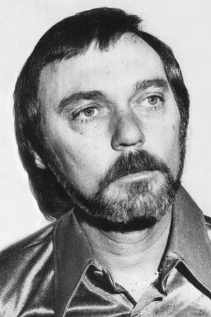 Charles B. Pierce in Boggy Creek II  And the Legend Continues
