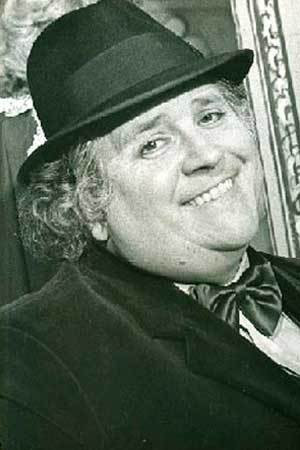 Eduardo Bergara Leumann in Che, OVNI