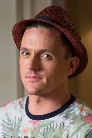 Scott Neal in Beautiful Thing