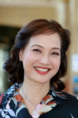 Lê Khanh in Lotus Flower