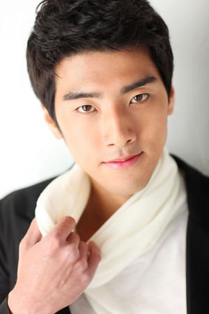 Wi Ji-woong in A Unique Movie
