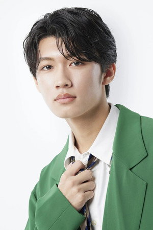 Sato Taishi in School Meals Time Graduation