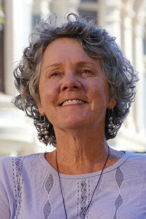 Maggie Renzi in Return of the Secaucus Seven