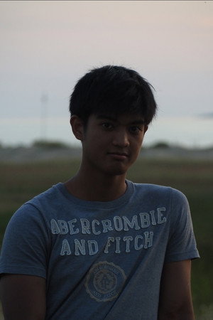 Bryan Mojica in Essai Post-Romantique