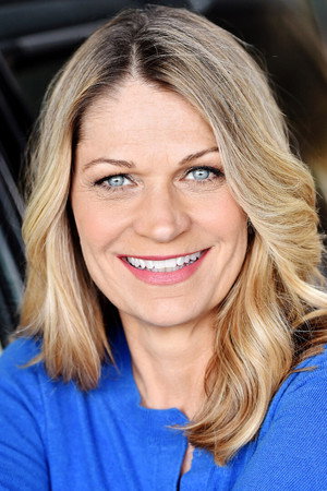 Dendrie Taylor in Madhouse