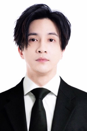 Xue Zhiqian in 江苏卫视2024跨年演唱会
