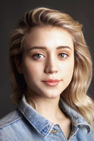 Caylee Cowan in Willy s Wonderland