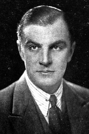 Desmond Roberts in Christopher Strong