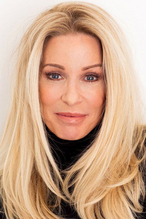 Dona Speir in Hard Ticket to Hawaii