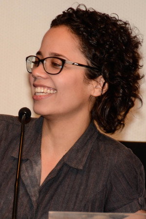 Letícia Simões in The Secret Lives of My Three Men