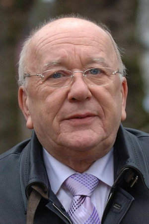 Roy Barraclough in Coronation Street - The Feature Length Special