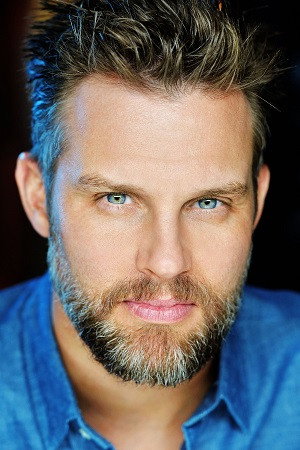 Travis Schuldt in Hack!
