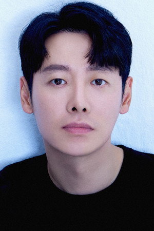 Kim Dong-wook in Along with the Gods  The Last 49 Days