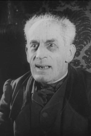 Fritz Strassny in The Hands of Orlac