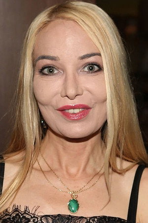 Lorielle New in Orgy of the Damned