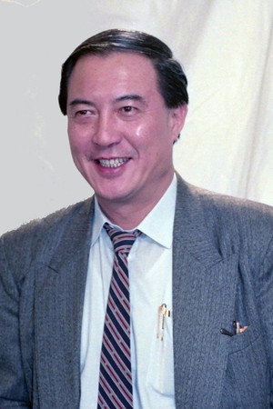 Ko Chun-Hsiung in Fallen Petals
