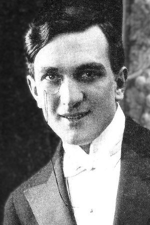 Adelqui Migliar in War and Peace: 1918