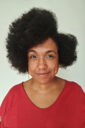 Claudia Barbot in Não Sei Qual Cidade se Passa aos Olhos Dele