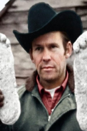 Roger Patterson in Bigfoot: Man or Beast?