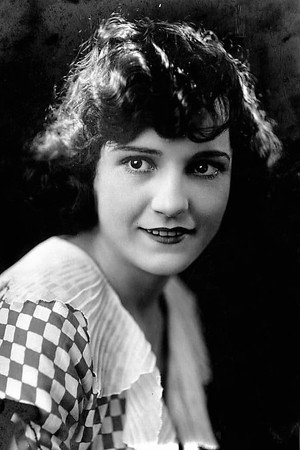 Sybil Seely in The Play House