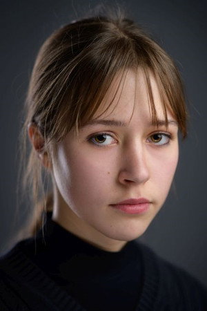 Jara Sofija Ostan in Little Trouble Girls