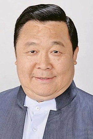 Chun Wong in Running on Karma