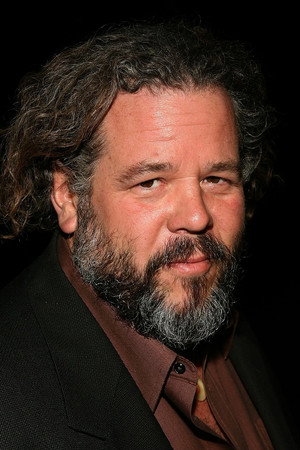 Mark Boone Junior in Memento