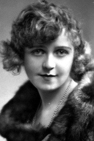Betty Balfour in Champagne