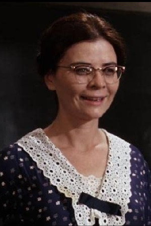 Martine Bartlett in Kansas City Bomber