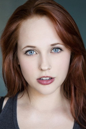 Nicole Elliott in Abel s Field