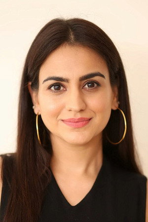 Aksha Pardasany in Radha