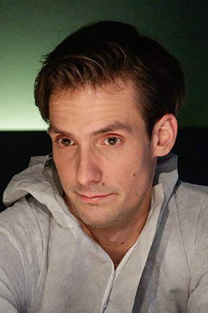 Dennis Herrmann in Luftleerer Raum